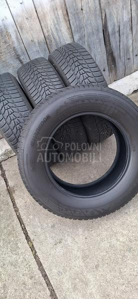 Hankook 235/65 R17 Zimska
