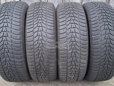 Hankook 235/65 R17 Zimska