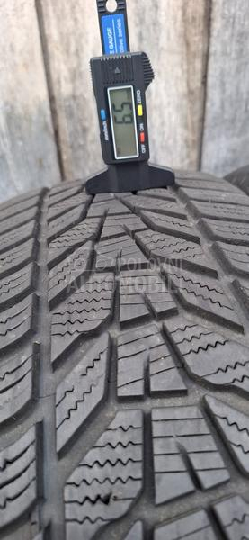 Hankook 235/65 R17 Zimska