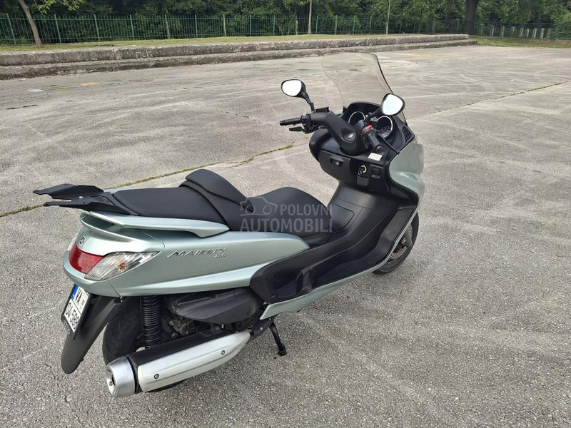Yamaha majesty 400