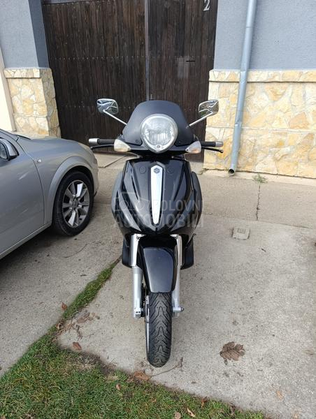Piaggio Beverly