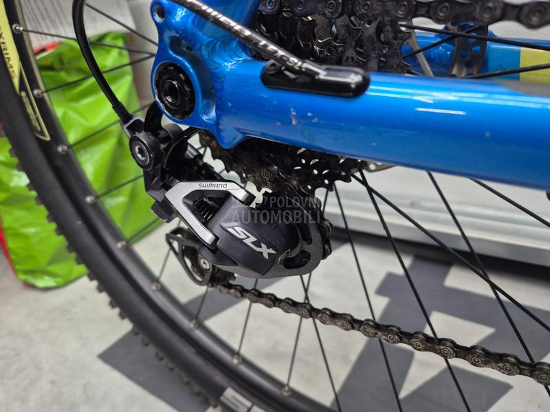 Centurion E 600 BOSCH CX vel.48cm