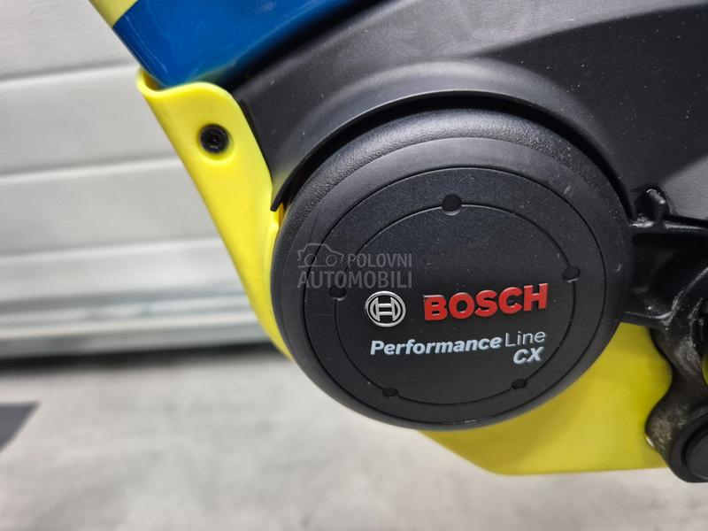 Centurion E 600 BOSCH CX vel.48cm