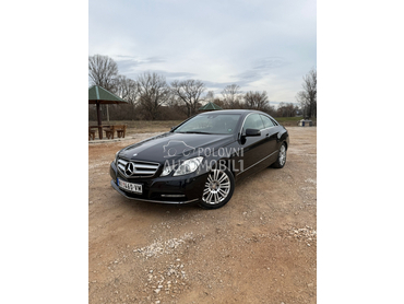 Mercedes Benz E 220 Coupe