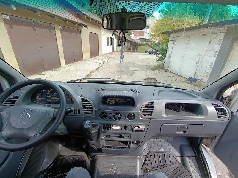 Mercedes Benz Sprinter