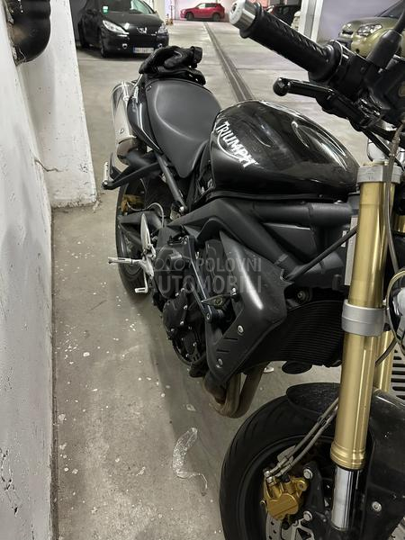 Triumph street triple