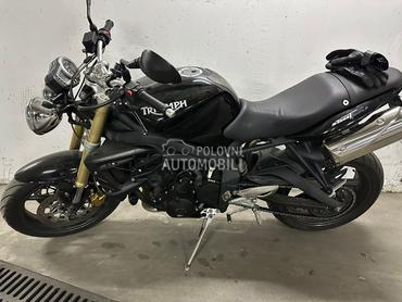 Triumph street triple
