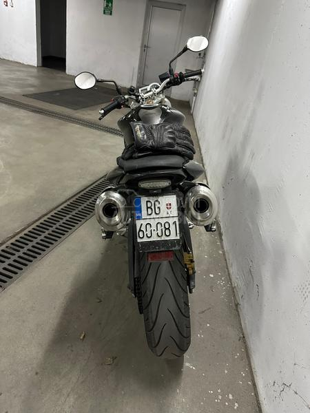 Triumph street triple