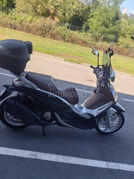 Piaggio beverly 350