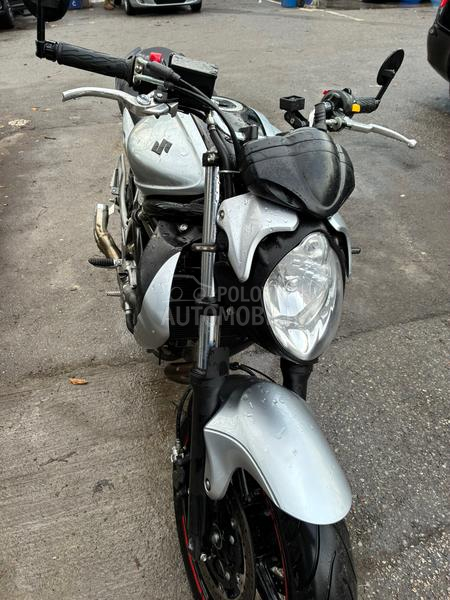 Suzuki SFV650 A2