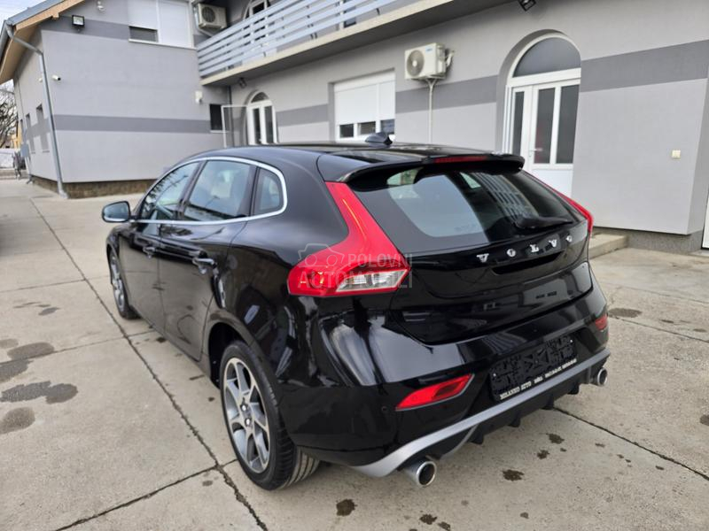 Volvo V40 2.0 D2/R/F-ULL//
