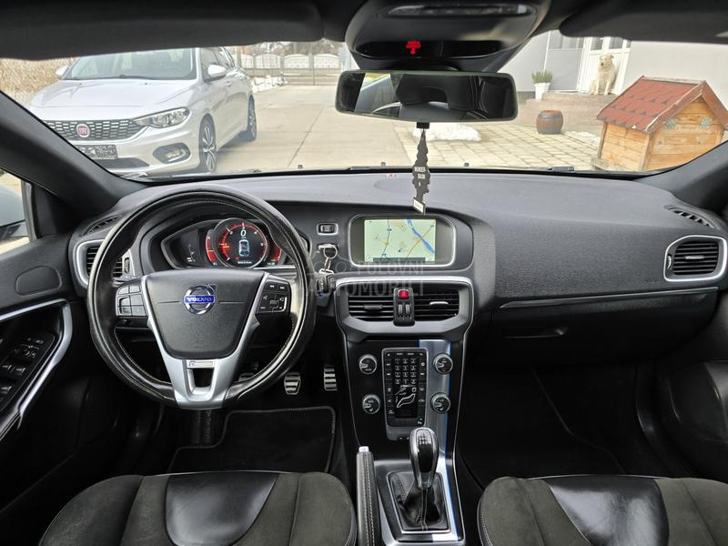 Volvo V40 2.0 D2/R/F-ULL//
