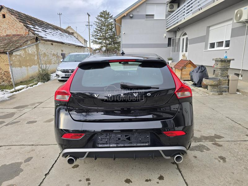 Volvo V40 2.0 D2/R/F-ULL//