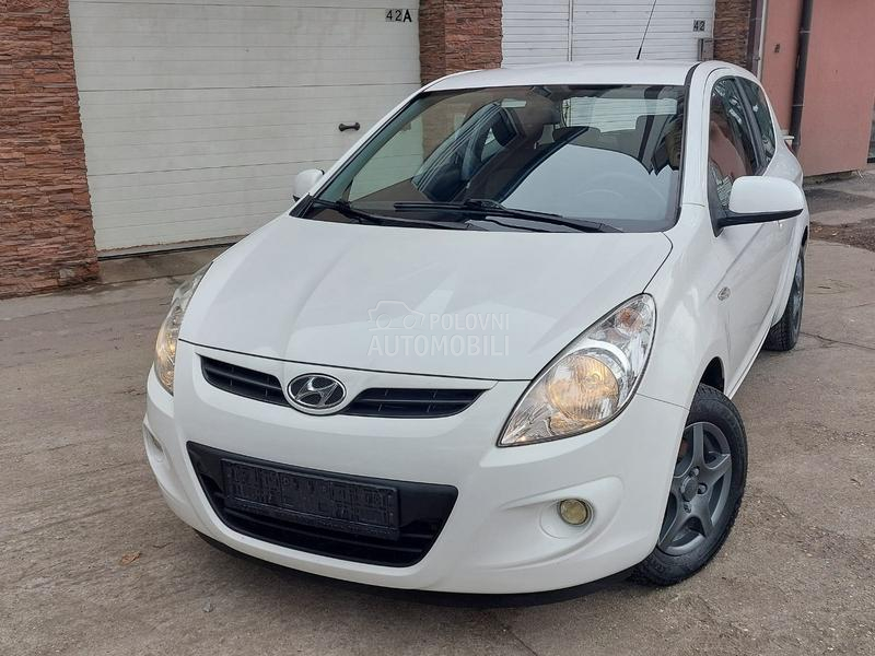 Hyundai i20 