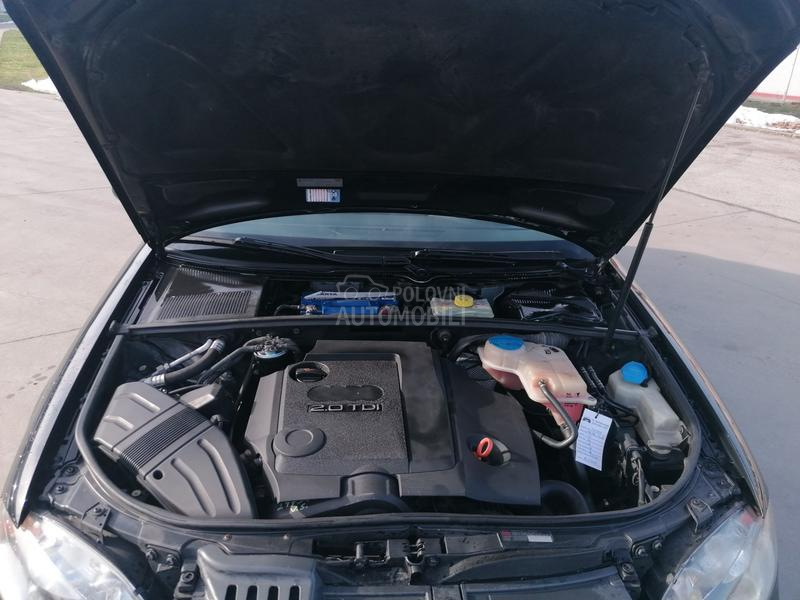 Audi A4 2.0 TDI S LINE