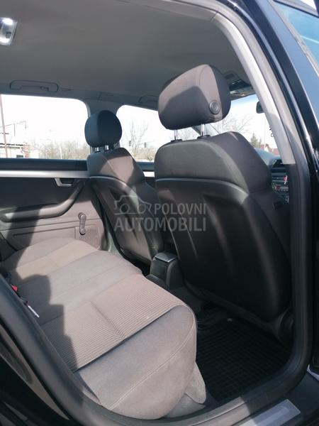 Audi A4 2.0 TDI S LINE