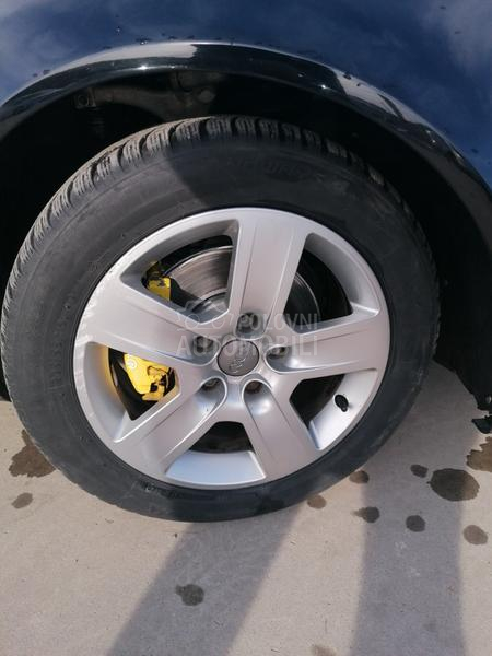 Audi A4 2.0 TDI S LINE