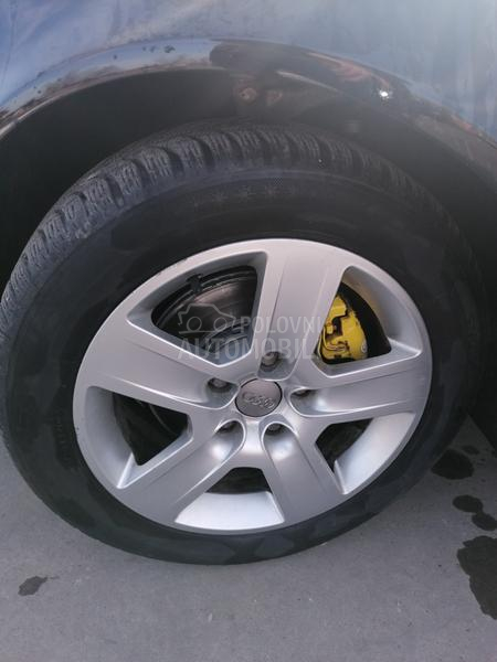 Audi A4 2.0 TDI S LINE
