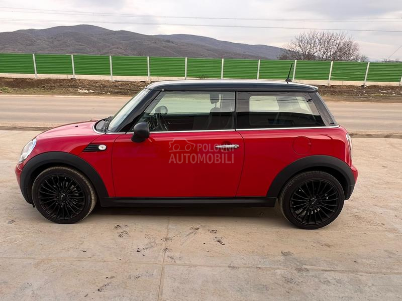 MINI One 