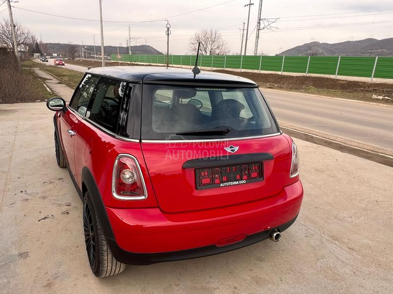 MINI One 