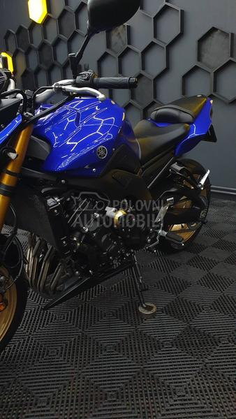 Yamaha FZ8