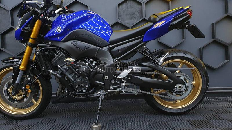 Yamaha FZ8