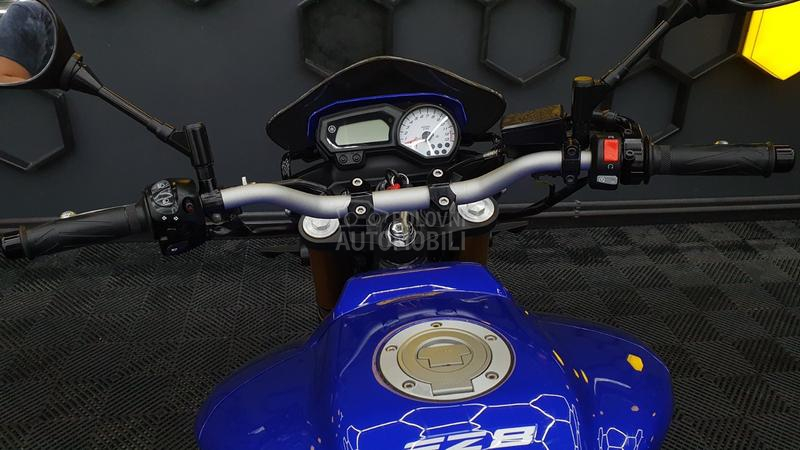 Yamaha FZ8