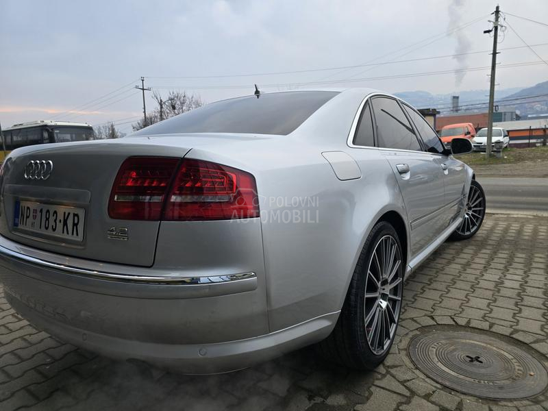 Audi A8 