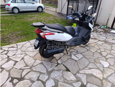 Kymco Downtown 300 ads