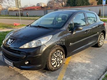 Peugeot 207 TRENDY 1.4 E 5P