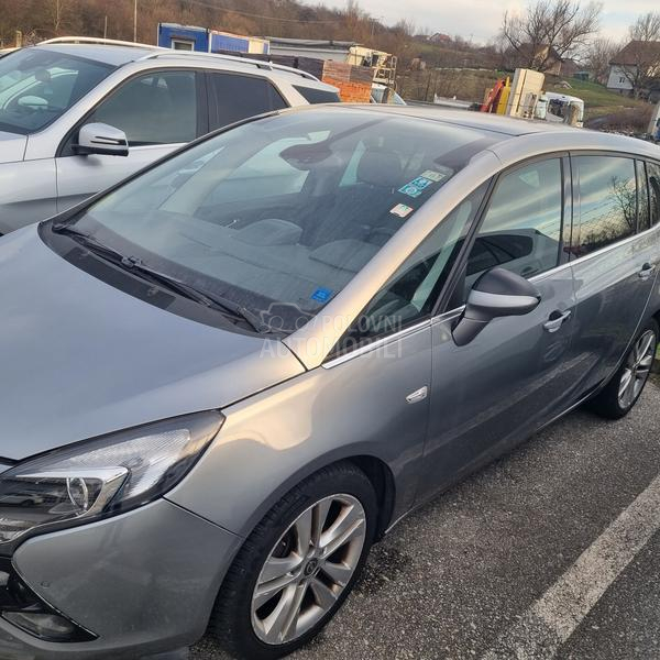 Opel Zafira 