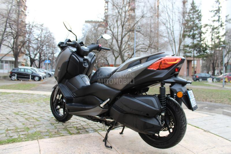 Yamaha X MAX 300