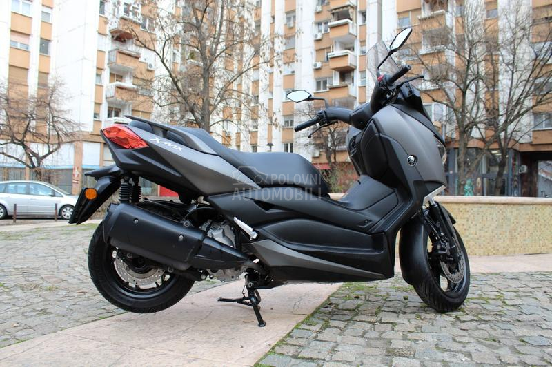 Yamaha X MAX 300