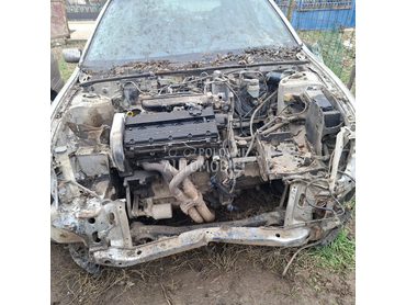 Rover 200 -  kompletan auto u delovima