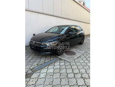 Volkswagen Golf 8 2.0 DSG/Bi-Xen/Cam