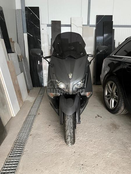 Yamaha t max HITNO HITNO