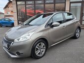 Peugeot 208 1.2 B   T O P