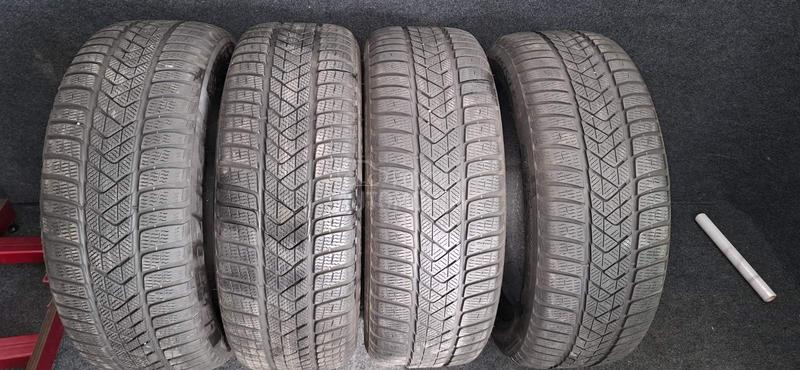 Pirelli 245/50 R19 Zimska