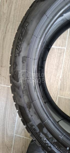 Pirelli 245/45 R19 Zimska