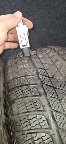 Pirelli 245/45 R19 Zimska