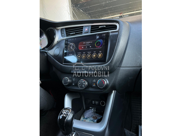 Multimedija Android Carplay za Kia cee`d