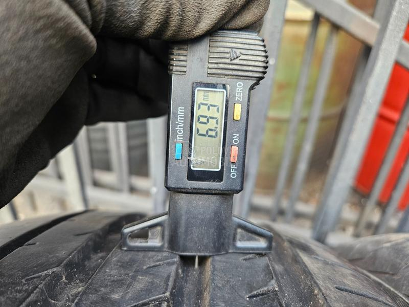 Yokohama 225/45 R17 Letnja