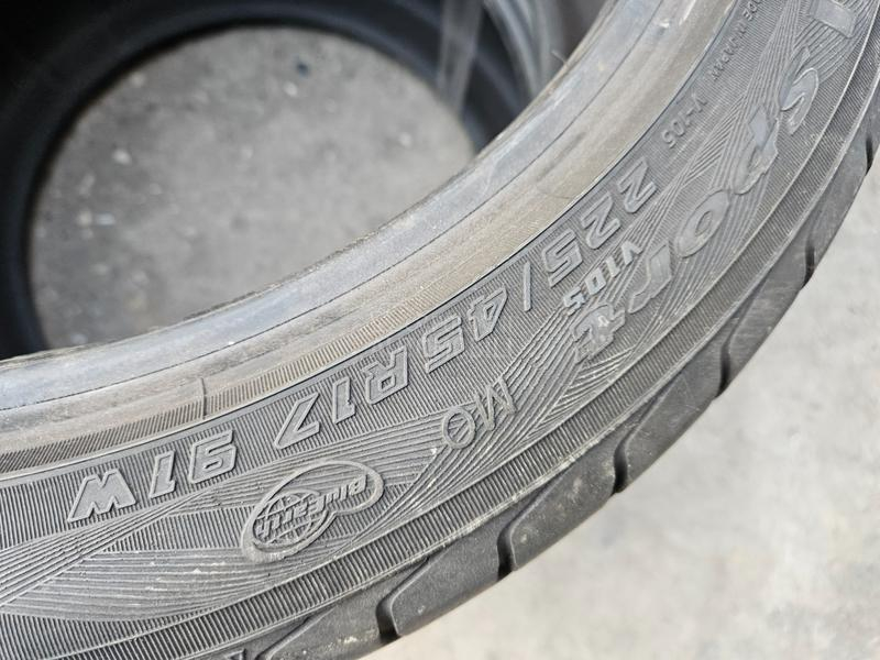 Yokohama 225/45 R17 Letnja
