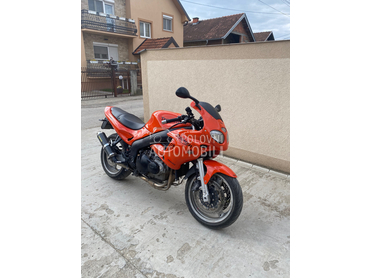 Triumph ST955 i ZIMSKA CENA