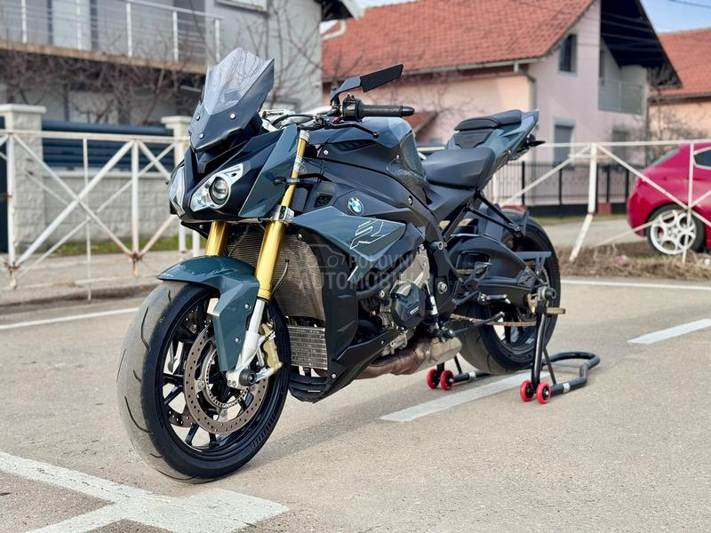 BMW S1000R