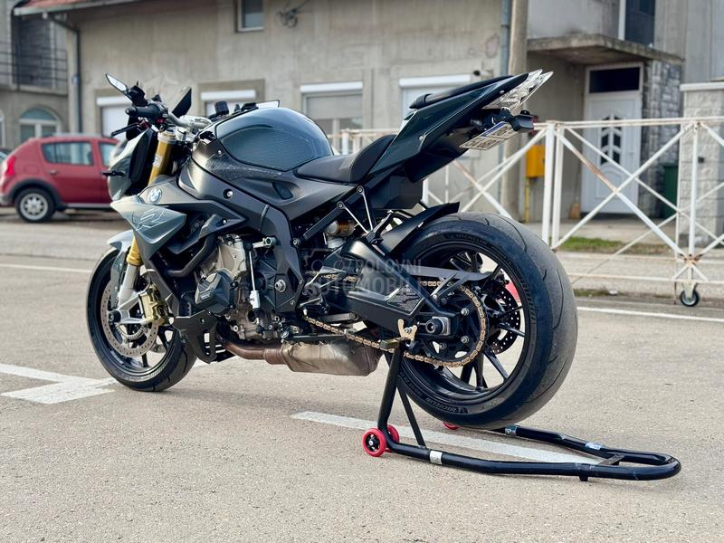 BMW S1000R