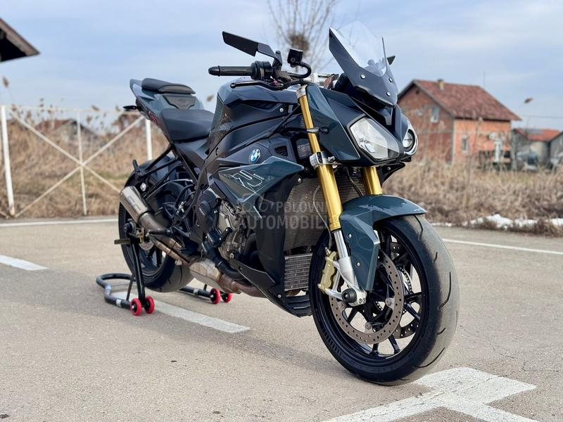 BMW S1000R