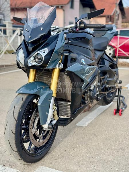 BMW S1000R