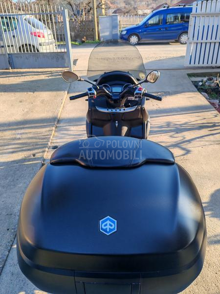 Piaggio MP3 500cm b kategorija