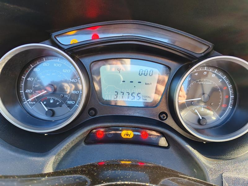 Piaggio MP3 500cm b kategorija